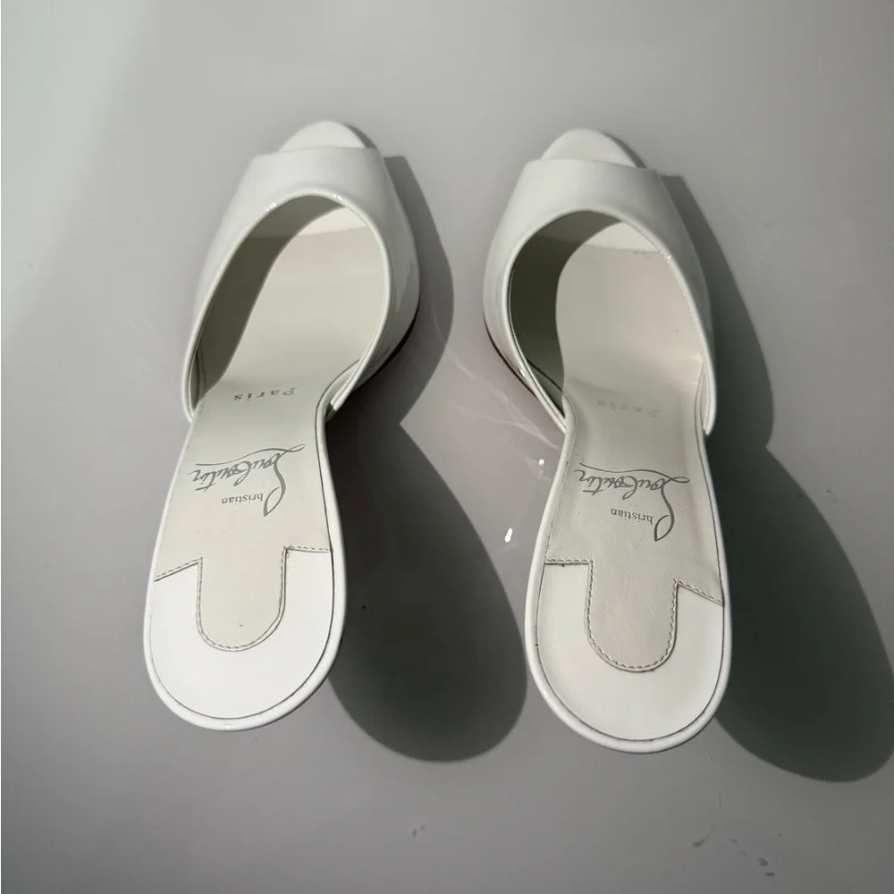 Christian Louboutin Me Dolly Patent Leather Mules - Picture 9 of 10